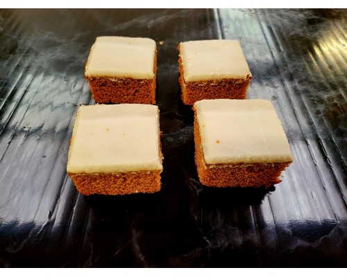 Iced Ginger cakes 4 pack